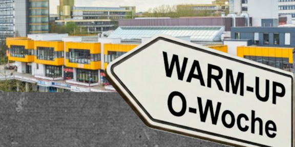 ein Foto von der Mensa mit einem Wegweiserschild "Warm-Up O-Woche"